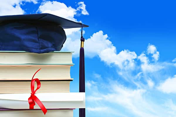 What Are Online Degree Courses? Know All About It - Complete Info 2024